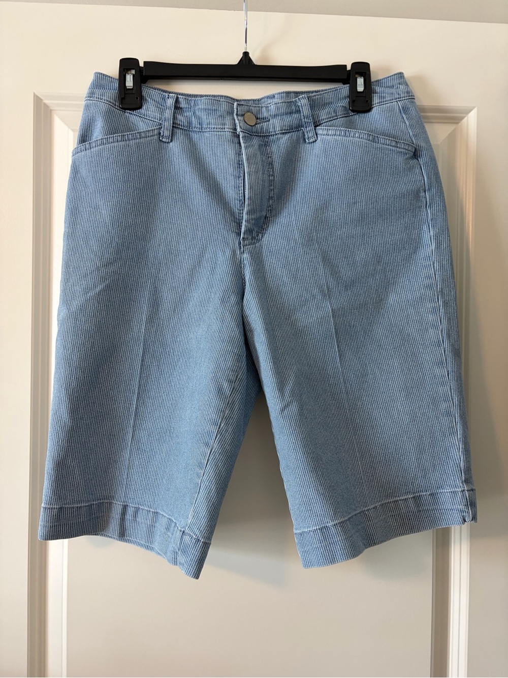 Jones New York Light Blue Bermuda Trouser Shorts